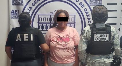Atrapan a exalcaldesa en Oaxaca con dosis de cristal tras huir en moto para evadir presencia policial