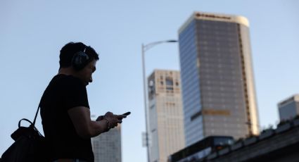 Niña de nueve años cae desde el piso 25 de un edificio en China; sobrevive con múltiples fracturas