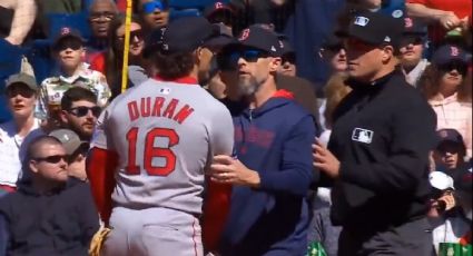 Jarren Duran, beisbolista de ascendencia mexicana de los Red Sox, encara a un aficionado que le recordó su intento de suicidio por depresión