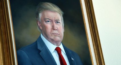 "Está afectando negativamente mi negocio": artista niega intentar "distorsionar" a Trump en retrato que pidió retirar de exhibición