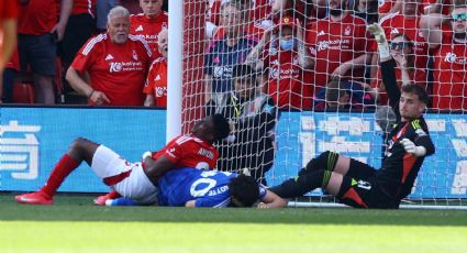 Taiwo Awoniyi, jugador del Nottingham que se estrelló con la portería, sale del coma inducido tras ser operado de una rotura de intestino