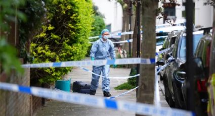 Suman dos acusados por presuntos incendios causados en propiedades ligadas al primer ministro de Reino Unido