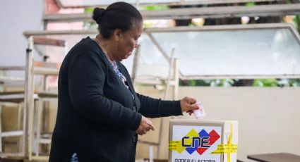 Autoridad electoral de Venezuela dice que el oficialismo ganó en 23 de 24 regiones; oposición afirma que reinó la abstención