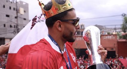 ¡Éxtasis escarlata! El Toluca festeja el título con un desfile ante su gente y con el 'rey' Alexis Vega a la cabeza