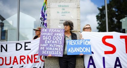 Dan 20 años de prisión a excirujano francés que agredió sexualmente a casi 300 niños durante dos décadas