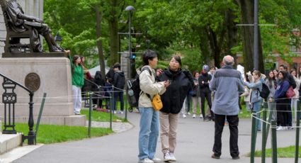 EU revocará las visas a estudiantes chinos; "es una acción discriminatoria", acusa Beijing