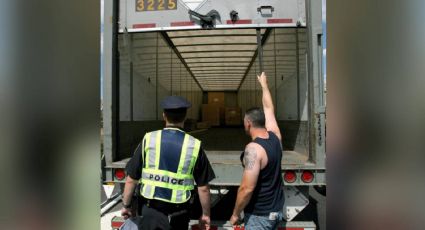 Detienen a 14 migrantes al norte de Nueva York mientras iban a bordo de un autobús de la compañía para la que trabajan