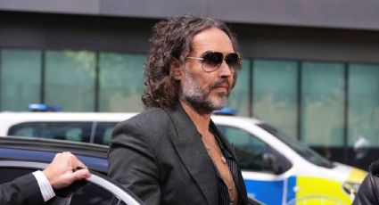 Russell Brand niega cargos por violación y agresión sexual ante tribunal en Londres