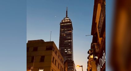 Tensión en la Torre Latinoamericana: reportan que hay al menos 10 personas atrapadas en un elevador