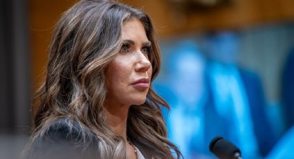 Kristi Noem asegura que un migrante amenazó con matar a Trump y luego regresar a México