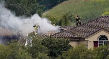 Accidente de avioneta en Los Ángeles deja una persona fallecida y daños a dos casas