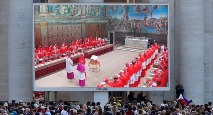 Se cierra la Capilla Sixtina: arranca la primera votación del cónclave