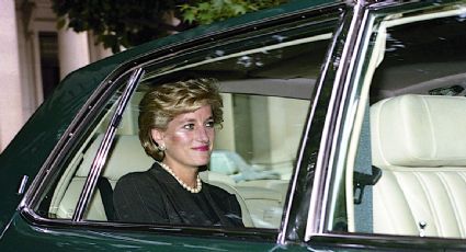 Vestidos, sombreros y bolsas de la princesa Diana serán subastados en hasta 300 mil dólares