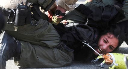 Detienen a decenas de personas durante protestas contra Trump en todo Estados Unidos