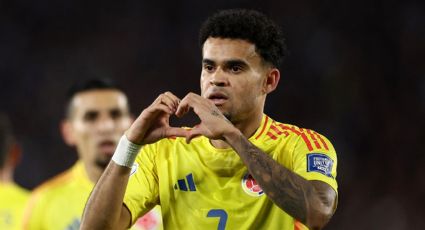 ¡Brilla dentro y fuera de la cancha! El futbolista colombiano Luis Díaz se incrusta diamantes en los dientes para lucirlos el día de su boda