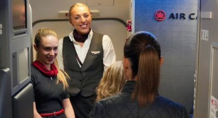 Sheinbaum comparte imágenes de su viaje en vuelo comercial a Canadá rumbo a la cumbre del G7