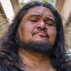 Muere a los 57 años el actor David H. K. Bell, quien participó en el live action de “Lilo & Stitch”