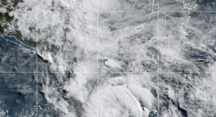 Huracán "Erick" se fortalece a categoría 3 frente a las costas del sur de México