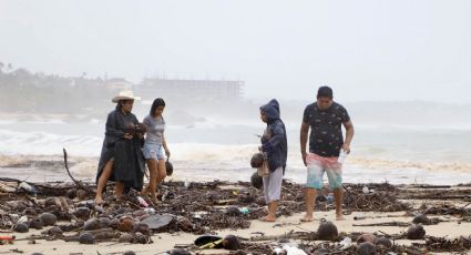 "Erick" pierde fuerza tras tocar tierra en costas de Oaxaca; se degrada a categoría 1