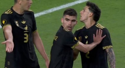 Discusión encendida en el Tri: César Montes reclama a Jorge Sánchez y Johan Vásquez interviene para calmar los ánimos