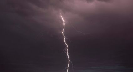 Impacto de rayo en lago de Carolina del Sur deja 12 personas lesionadas