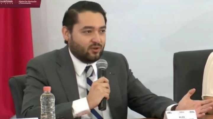 Sin confirmación ni nombramiento por escrito, el hijo del gobernador de Puebla representó a su padre y asumió funciones de asesor