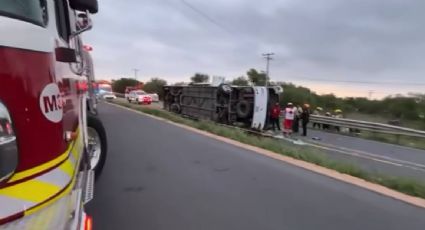 Volcadura de un autobús en Nuevo León deja 11 muertos y 19 heridos