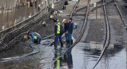 Se mantiene cierre en cuatro estaciones de la Línea 8 del Metro en CDMX por inundaciones