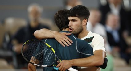 ¡Defenderá su corona! Carlos Alcaraz avanza a su segunda Final consecutiva en Roland Garros tras el retiro por lesión de Lorenzo Musetti