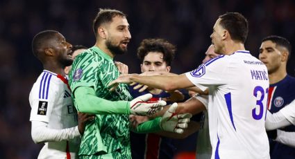 Sancionan a dos futbolistas por ocultar en sus camisetas distintivo contra la homofobia; los obligan a participar en campaña de sensibilización