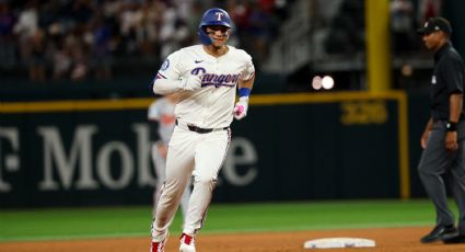 Glorioso estreno: El mexicano Alejandro Osuna conecta su primer cuadrangular en las Grandes Ligas de Beisbol