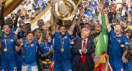Cole Palmer, jugador del Chelsea, “confundido” por festejar el título del Mundial de Clubes al lado de Trump: “No sabía que iba a estar en el estrado”