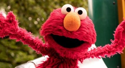 Hackean a Elmo en X: publica mensajes racistas y antisemitas