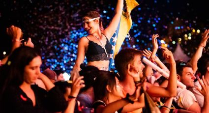 Con miles de asistentes, Tomorrowland arranca tras incendio que destruyó su escenario principal