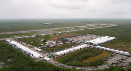 Alrededor de 500 migrantes han sido deportados desde "Alligator Alcatraz", afirma Ron DeSantis