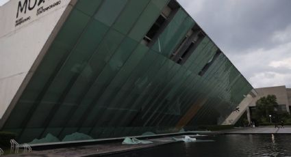 Segunda marcha contra la gentrificación: manifestantes dejan daños en la fachada del MUAC, de Ciudad Universitaria