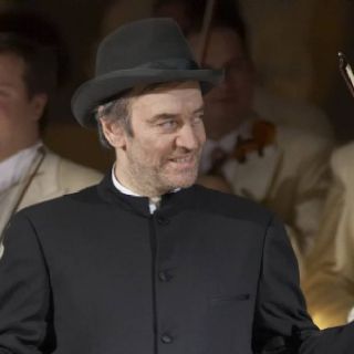 Cancelan concierto del director de orquesta cercano a Putin tras misiva de nobeles e intelectuales