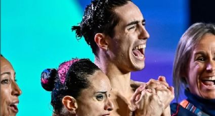 ¡Histórico! El español Dennis González se convierte en el primer hombre que gana una medalla mundialista por equipos en la Natación Artística