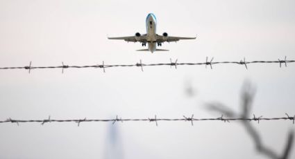 Ecuador inicia deportación de colombianos detenidos; es un gesto "inamistoso", revira Bogotá