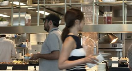 Andy López Beltrán vacaciona en Japón y es captado en hotel de lujo junto a otro integrante de "El Clan"