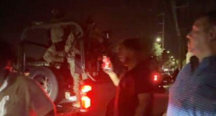 Ciudadanos interceptan a militares y los acusan de robar 50 mil pesos en una "revisión de rutina"