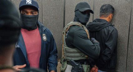 Agentes cubiertos del rostro durante redadas, la imagen cada vez más frecuente en el diario de las personas en EU