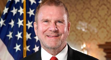 Tilman Fertitta, el embajador estadounidense en Roma que llega al trabajo en helicóptero