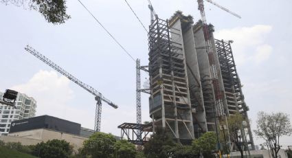 Inversión en México cae 12.5% en abril e hila ocho meses de descenso; maquinaria y equipo tienen el mayor desplome