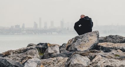 La soledad afecta a una de cada seis personas y provoca 871 mil muertes al año, advierte la ONU