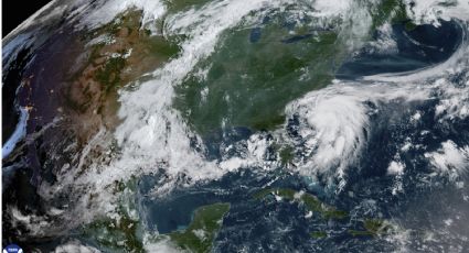 Tormenta tropical "Chantal" toca tierra en Carolina del Sur; podría provocar inundaciones