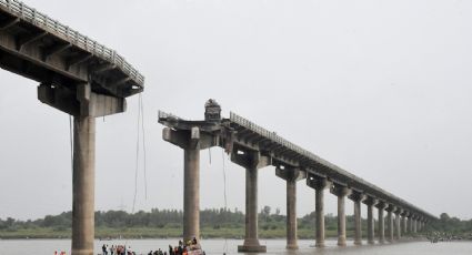 Hay nueve muertos y seis heridos por el desplome de un puente en India