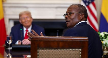“¿Dónde aprendió a hablar tan bien?”: Trump elogia la pronunciación del inglés del presidente de Liberia, donde ese es el idioma oficial
