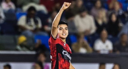 ¡Se lo ‘chamaquearon’! Gilberto Mora, futbolista mexicano de 16 años, cayó en broma de sus compañeros de Xolos y creyó que Marco Reus quería su playera
