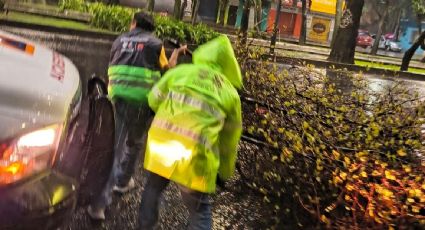 Inundaciones afectan al sur de la CDMX; prevén persistencia de fuertes lluvias y granizo toda la noche